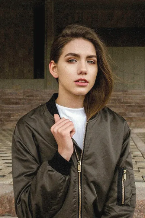 Olya — photo 7