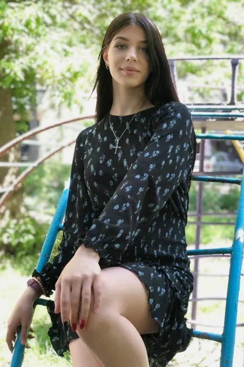 Viktoriia — photo 7