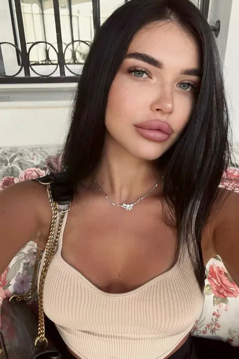 Yana — photo 5