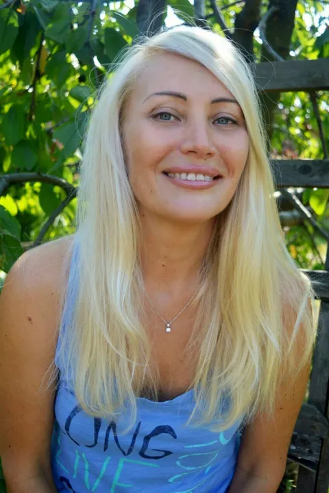 Elena — photo 6