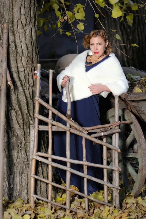 Elena — photo 6