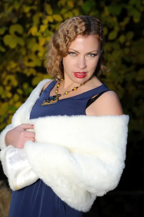 Elena — photo 8