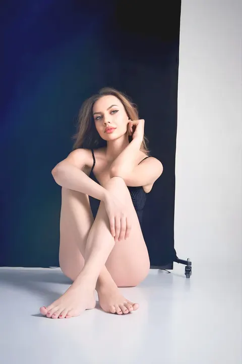 Angela — photo 6
