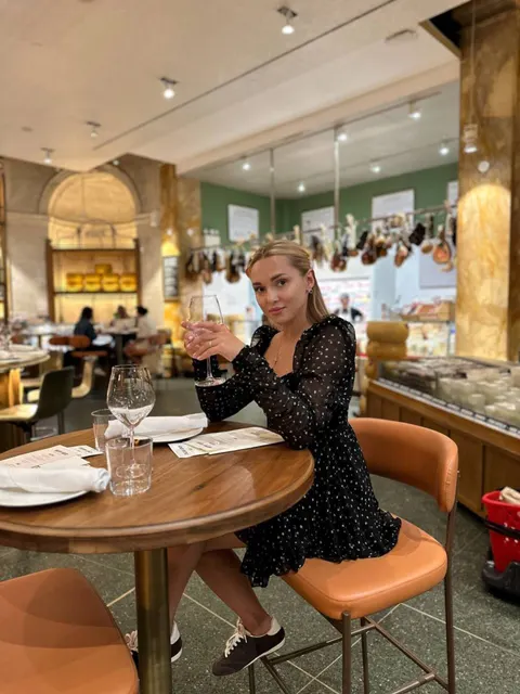 Alina — photo 6