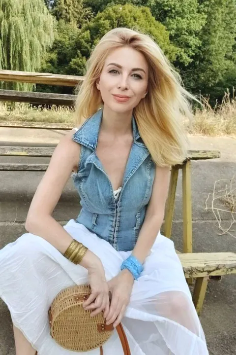 Yanina — photo 8