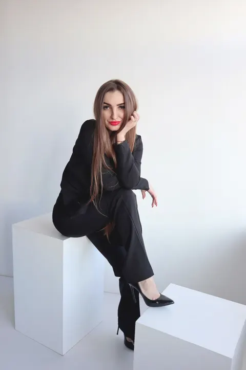 Iryna — photo 7