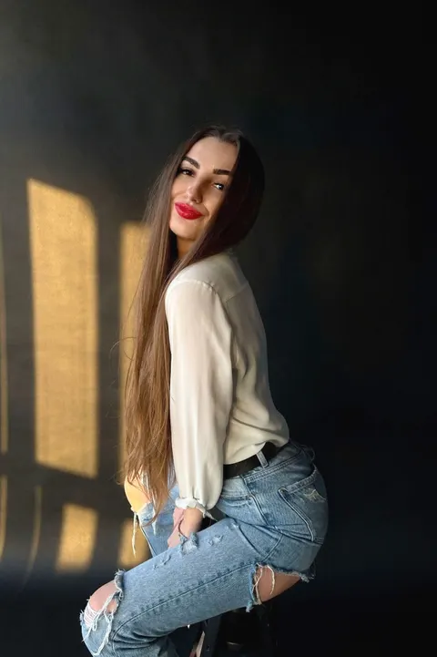 Iryna — photo 8