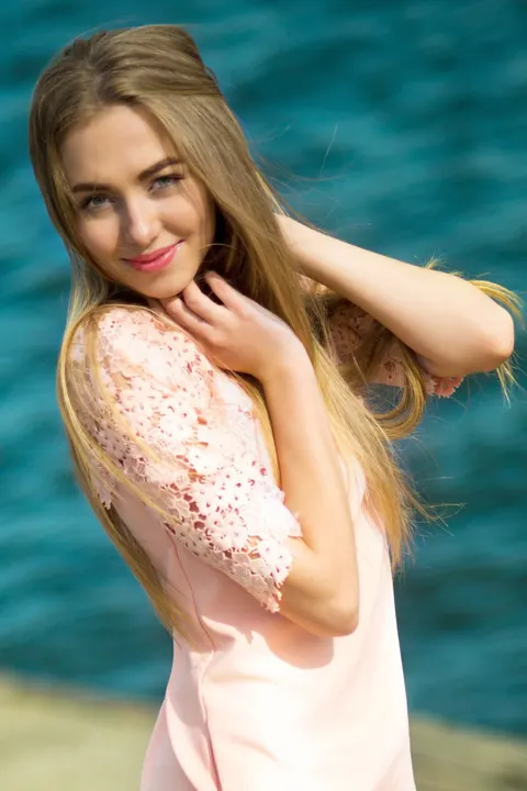Olena — photo 8