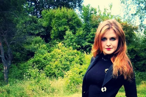 Alena — photo 6