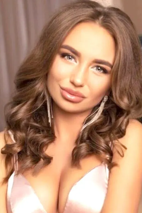 Elena — photo 8