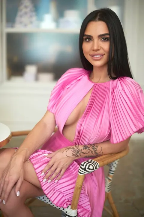 Karina — photo 7