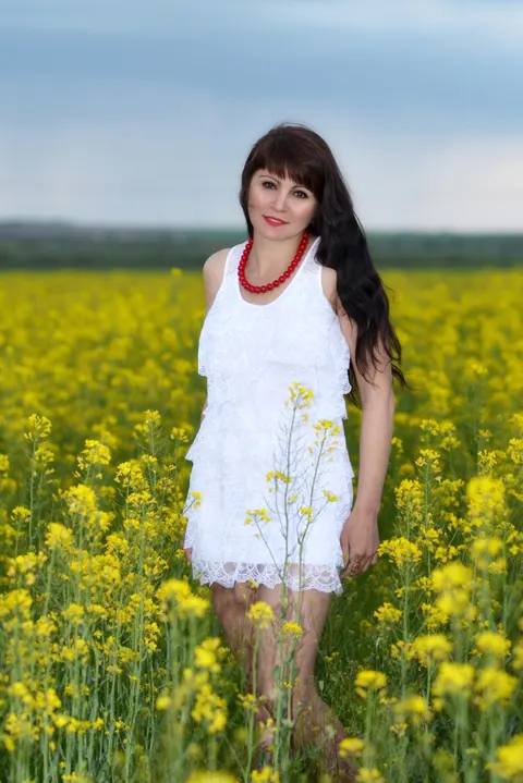 Elena — profile photo