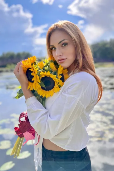 Oksana — photo 6