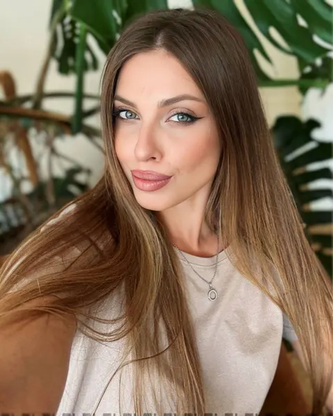 Yuliia — photo 7