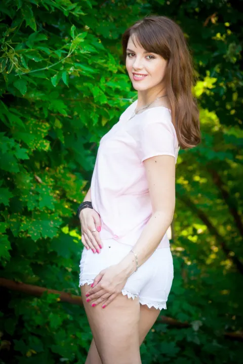 Yuliia — photo 7