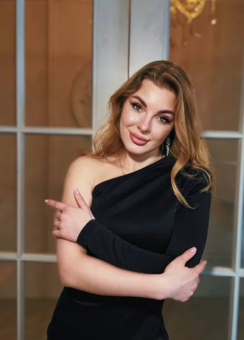 Oksana — photo 6