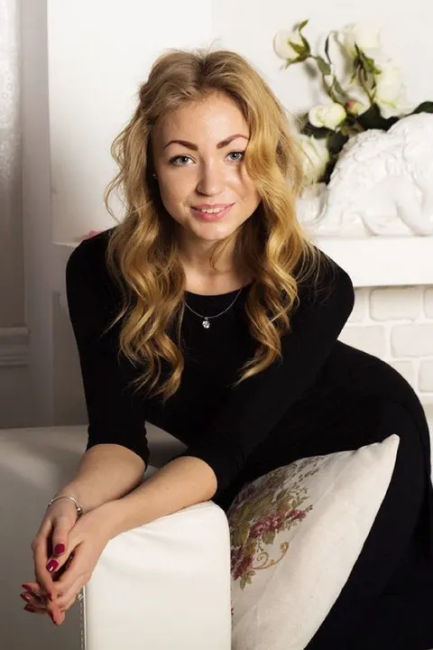 Karina — photo 6