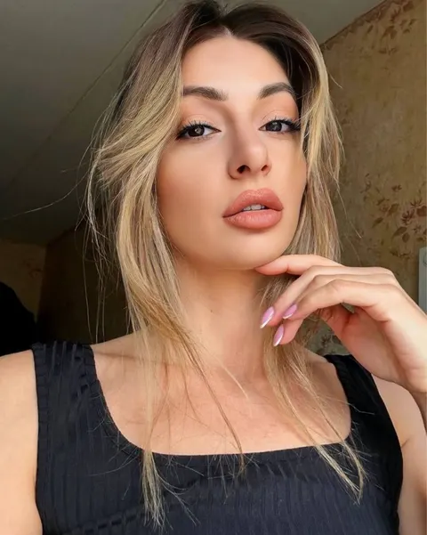 Alina — photo 5