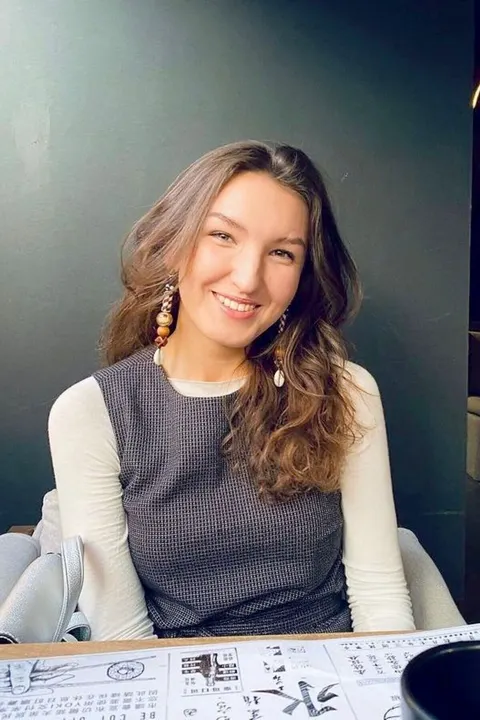 Valeriia — photo 8