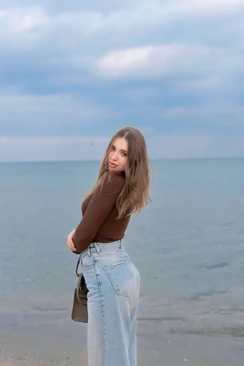 Karyna — photo 7