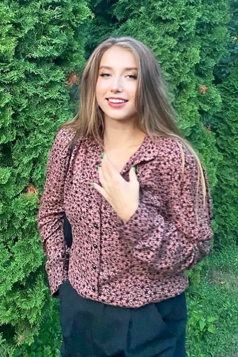 Elmira — profile photo