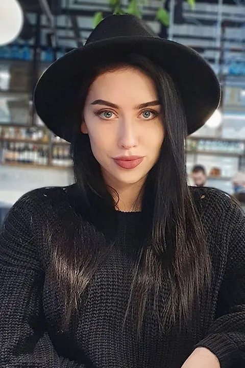 Iryna — photo 8