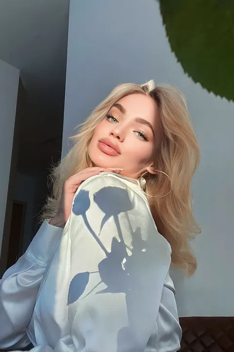 Yulia — profile photo