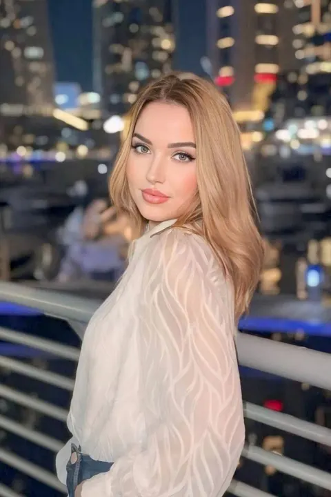 Alina — photo 7