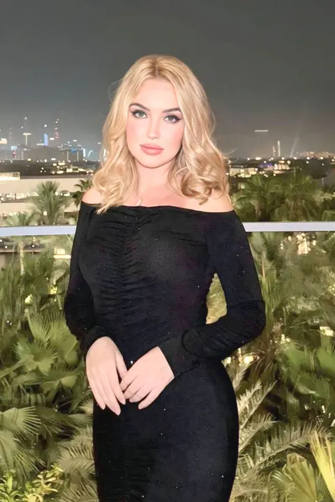 Alina — profile photo
