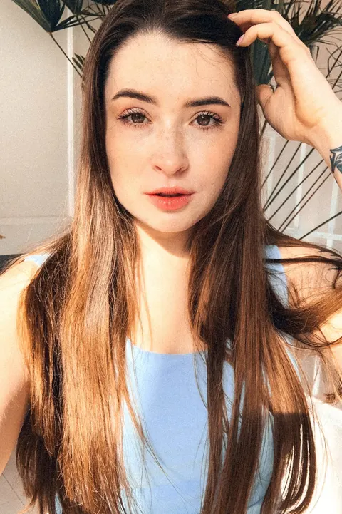 Karina — photo 6