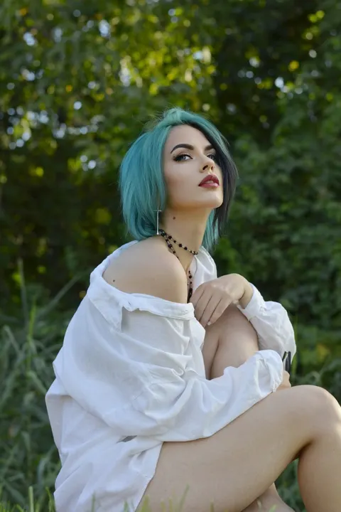 Julia — photo 8