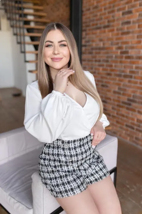 Yana — photo 7