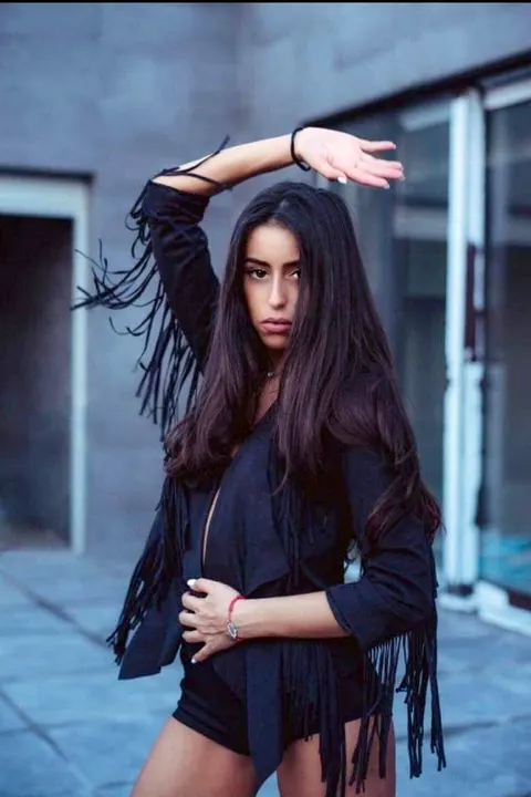 Karina — photo 6
