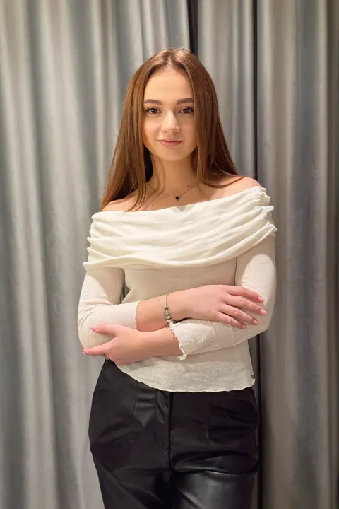 Irina — photo 8