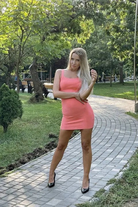 Oksana — photo 8
