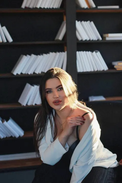 Vladyslava — photo 6