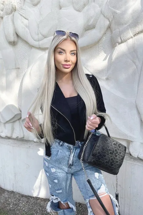 Sabrina — photo 5