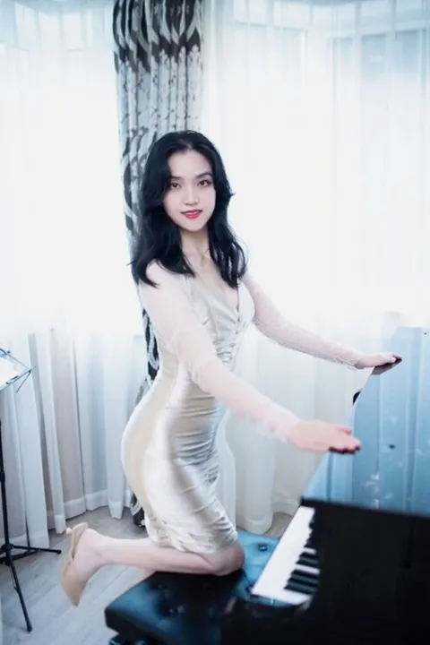 Yiqin — profile photo