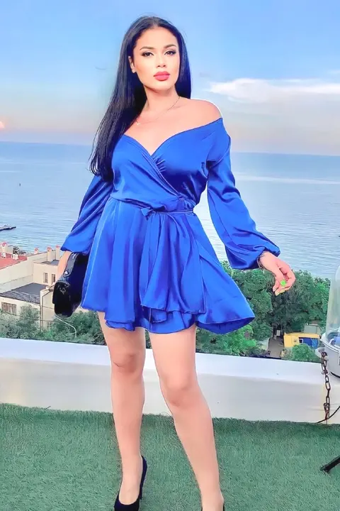 Elena — profile photo