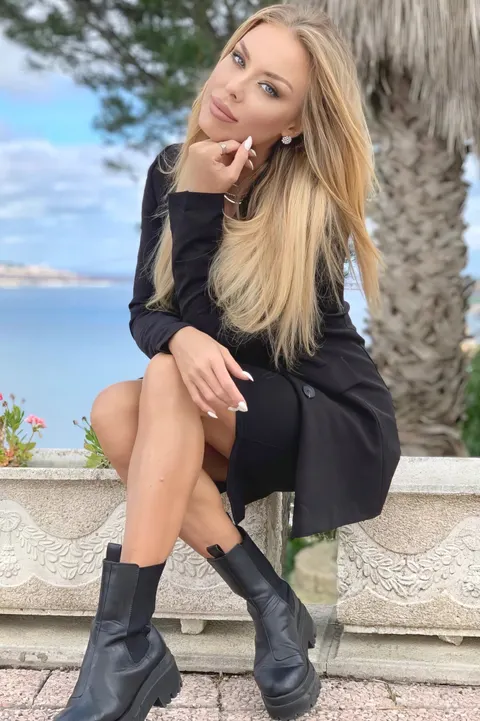 Veronica — photo 7