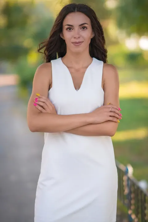 Elena — photo 6
