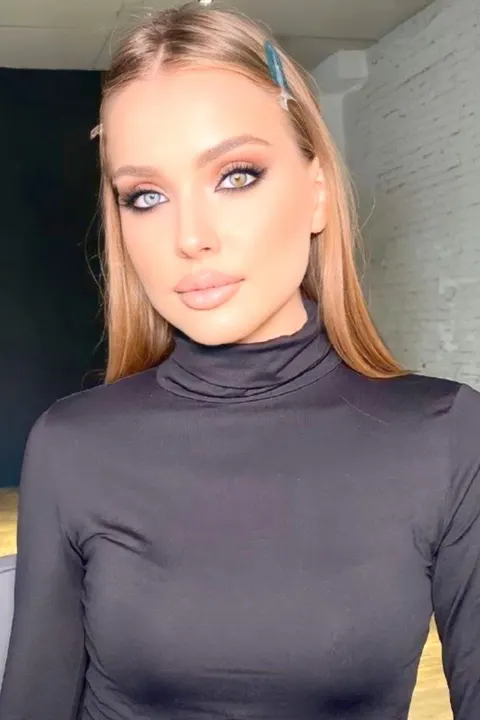 Alina — photo 6