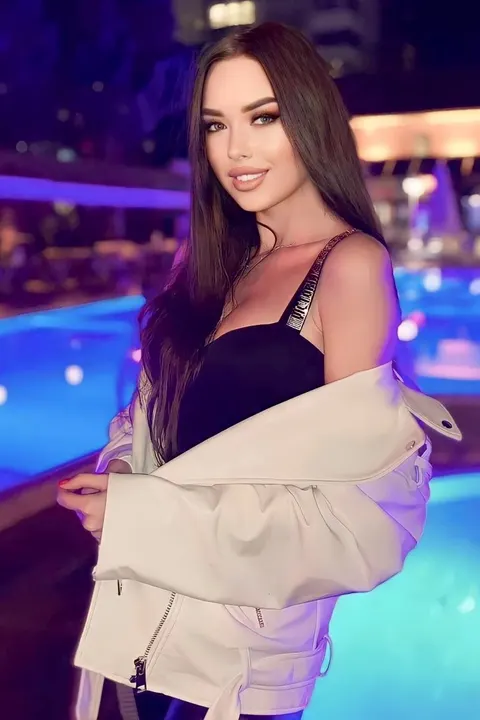 Alina — photo 7