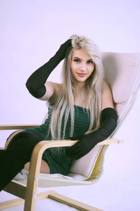 Veronika — photo 8