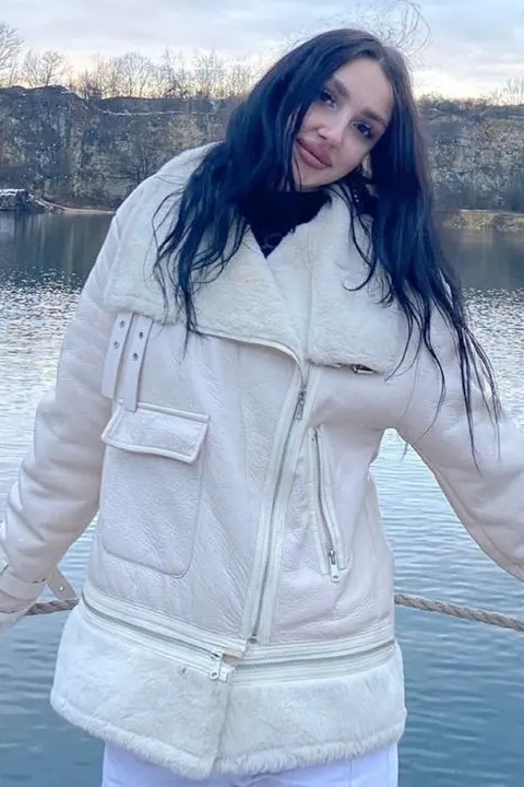 Alona — photo 7