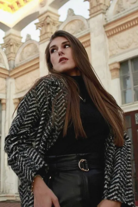 Renata — photo 6