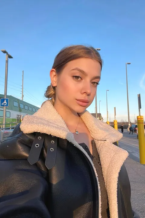 Yuliia — photo 6
