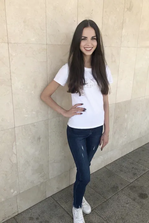 Alina — photo 6