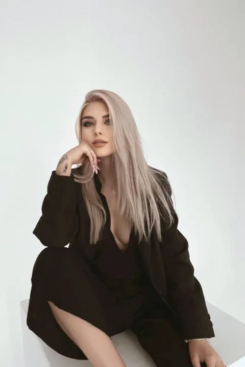 Anastasiia — photo 8