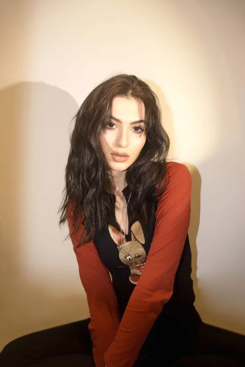 Anna — photo 8